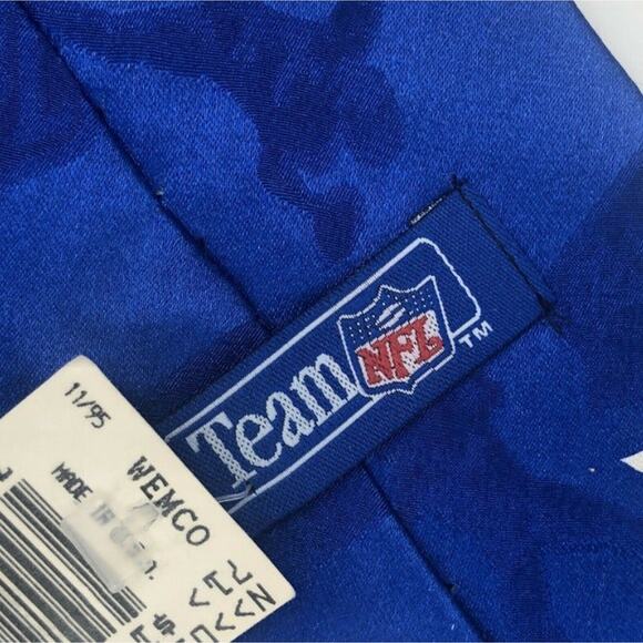 Vintage 90s Patriots Team NFL Tie - Picture 5 of 5